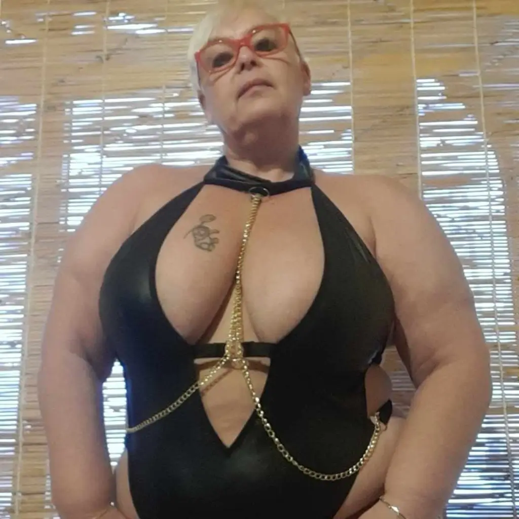 Lindah - live videochat model op Videochat.nl
